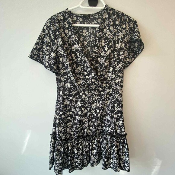 Summer dress - Picture 1 of 2